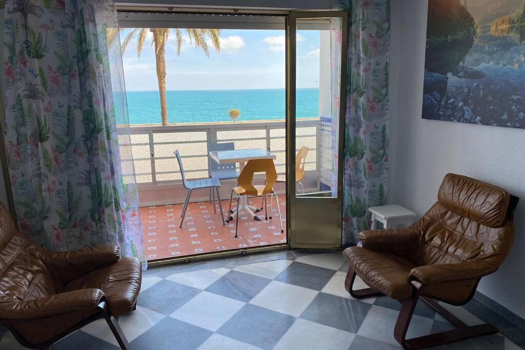 Appartamento The Traveller`s house Mirador playa la Caleta en Cádiz Esterno foto